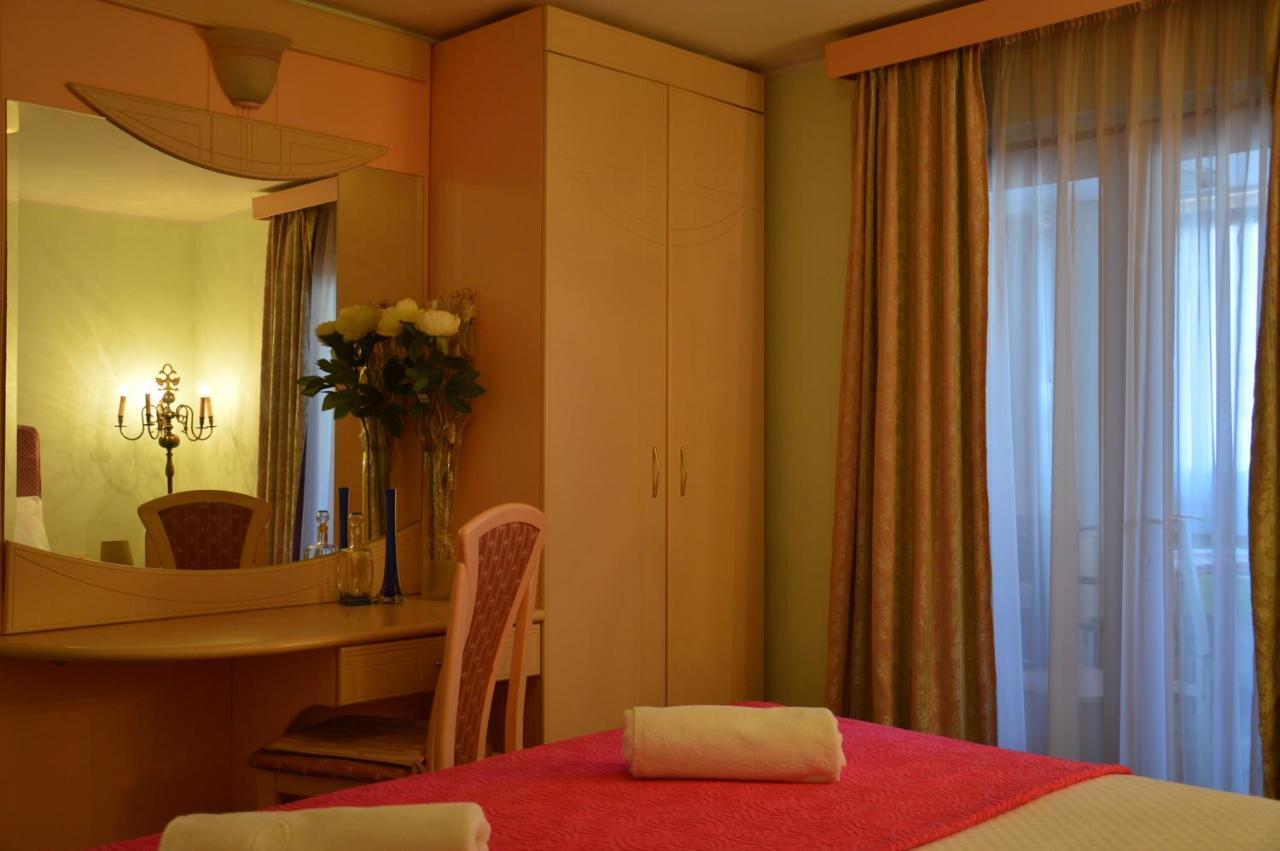 Apartments Zita Poreč Kültér fotó